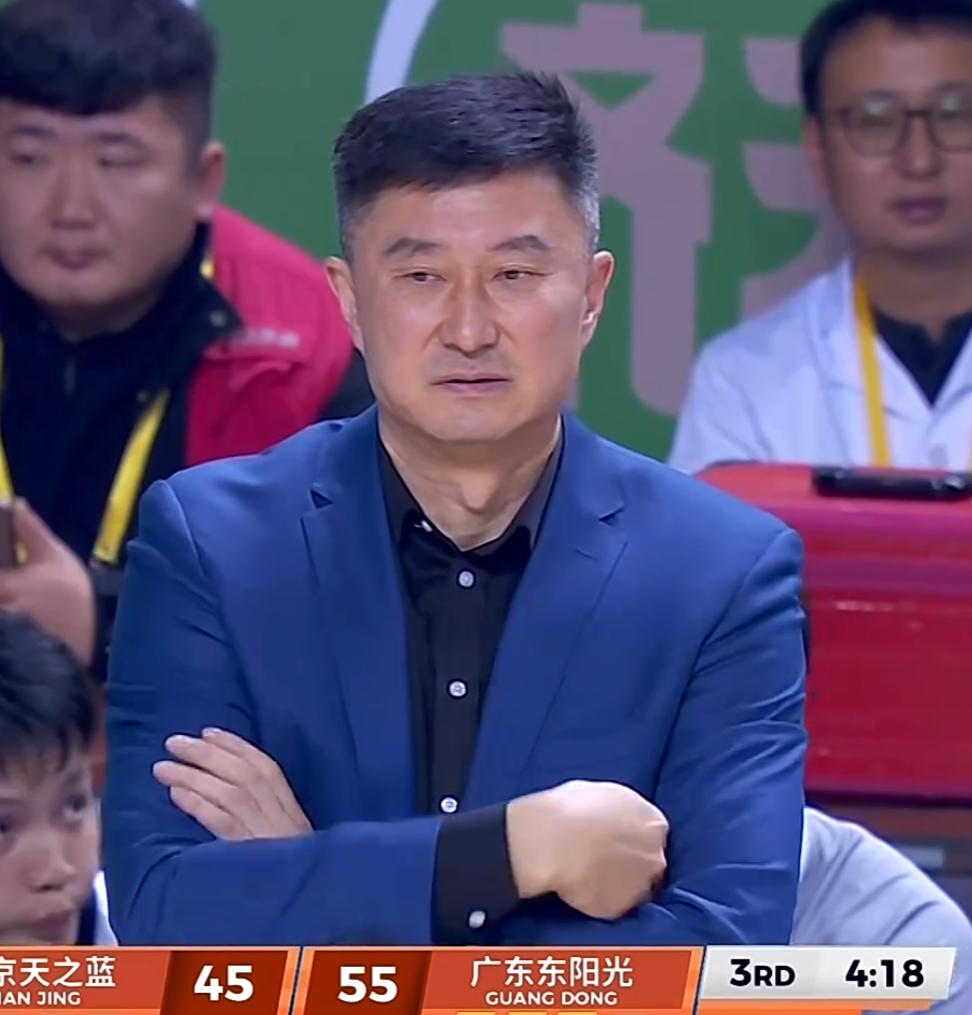 必发体育-广东全力复仇福建！徐杰王者归来，新大外迎首秀，杜锋要认真了